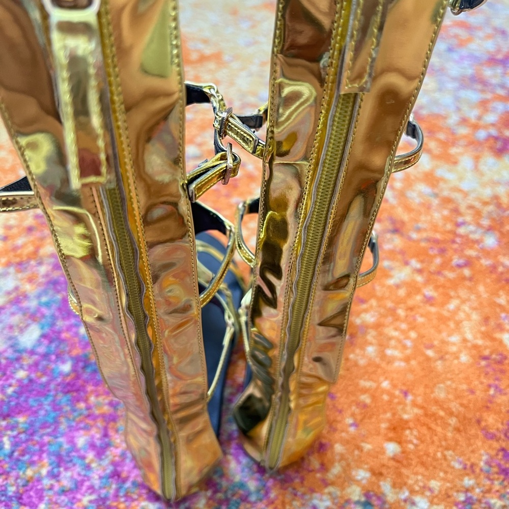 New Nancy Jayjii gold gladiator sandals - Picture 11 of 17